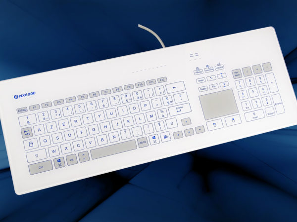 NX6000 : Le premier clavier tactile intégrable en panneau avec 103 touches et touchpad nettoyable et décontaminable - AZERTY français